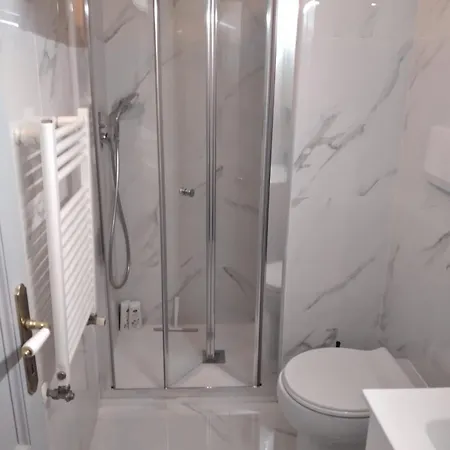 Lorenzo's Apartamento Veneza